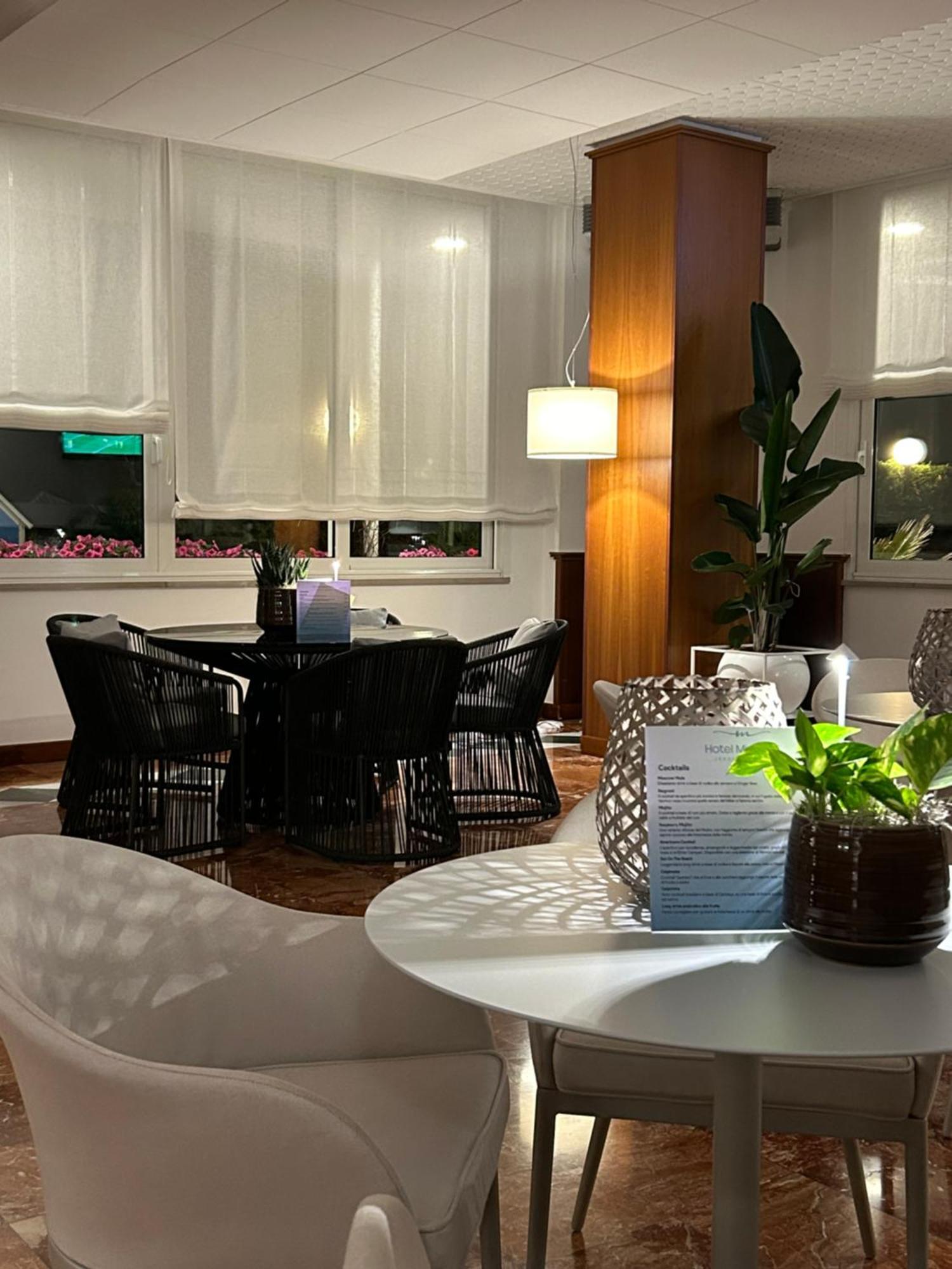 Hotel Mirafiori 리도 디 예솔로 외부 사진